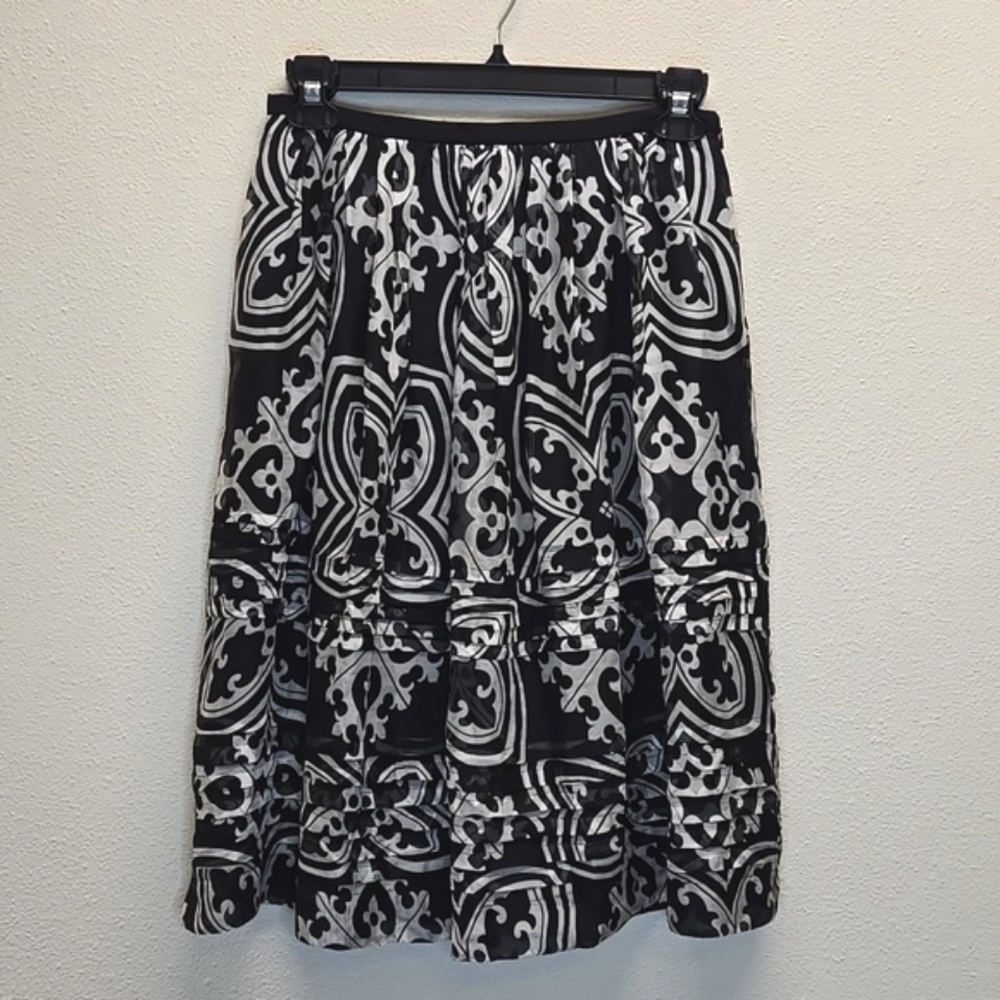 J Crew Black & White Print Silk Skirt